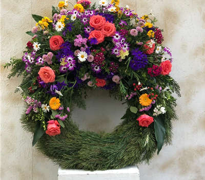 Trauerkranz- kopfgarniert bunt Trauerkranz- kopfgarniert bunt